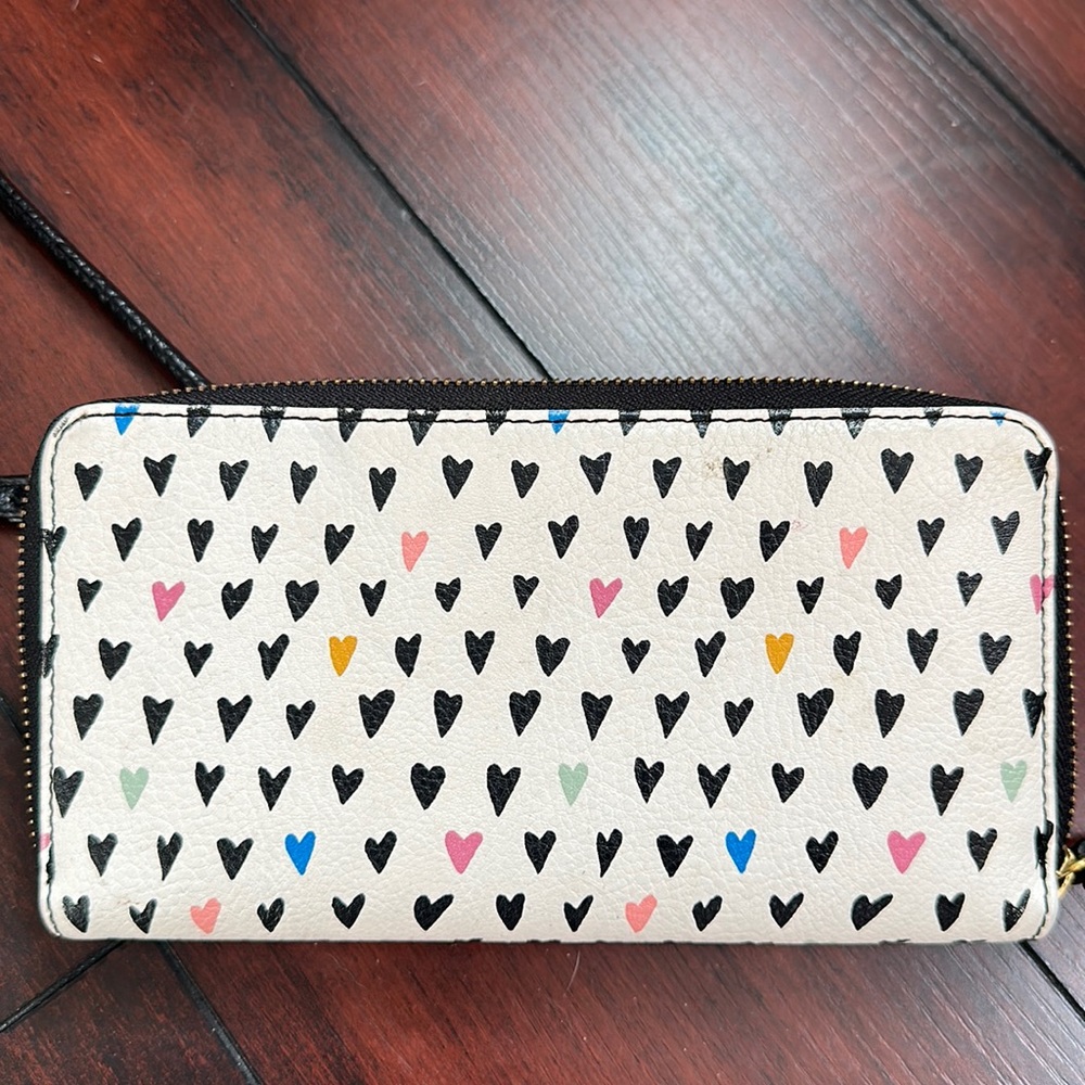 Fossil purse